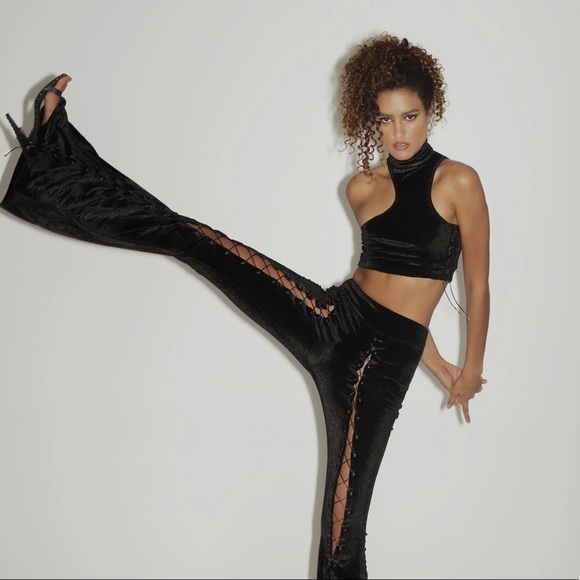 Amor Mia Asimetria Top and Pants Set - Picture 1 of 14